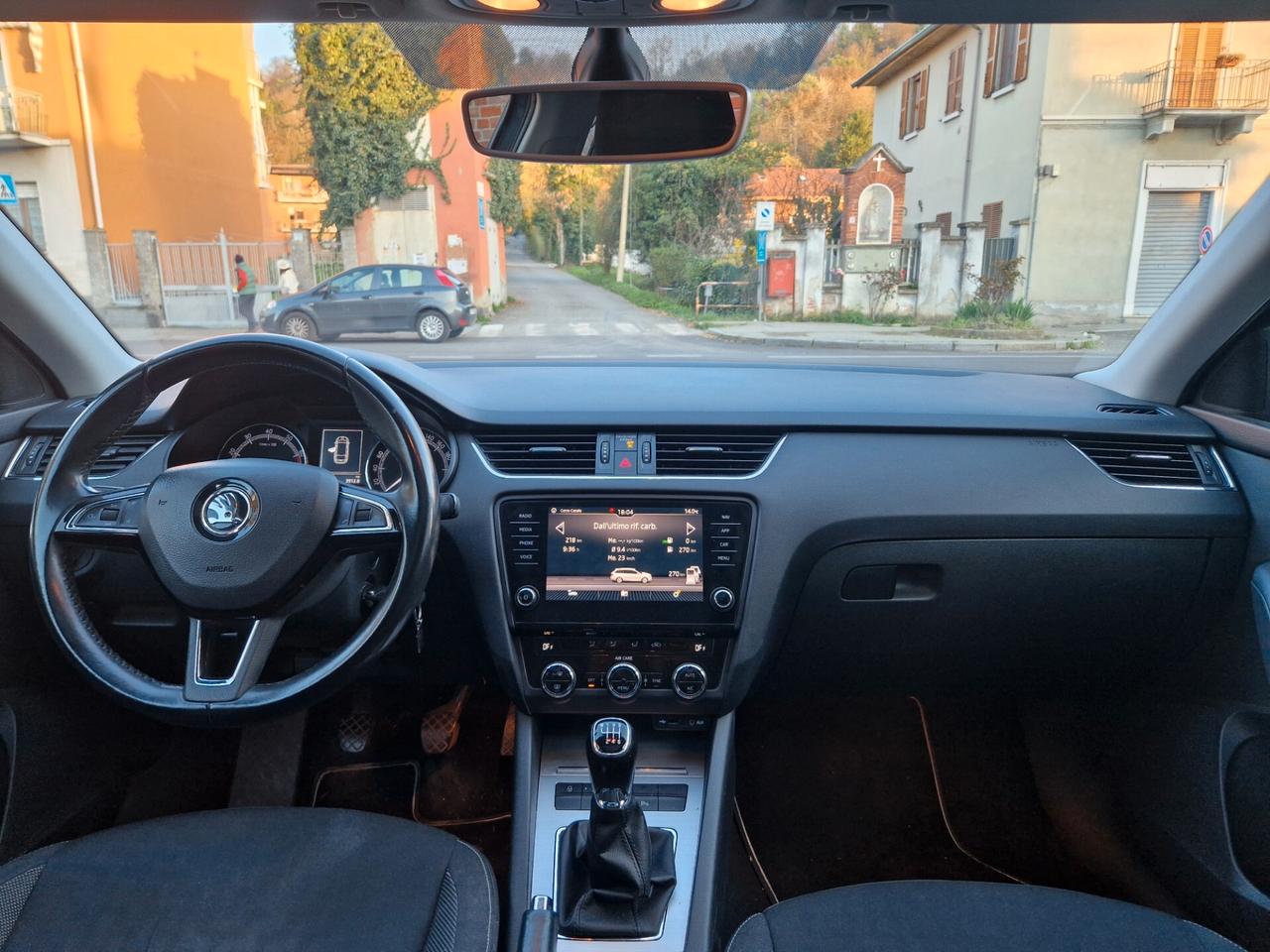 Skoda Octavia SW 1.4 110CV Metano, Carplay, Tetto panoram., Navi