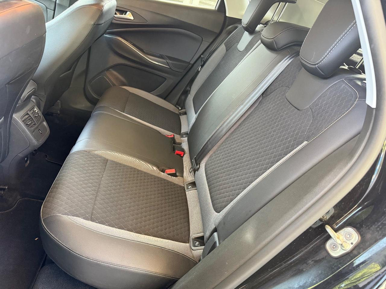 Opel Grandland 1.5 diesel Ecotec aut. Business Elegance