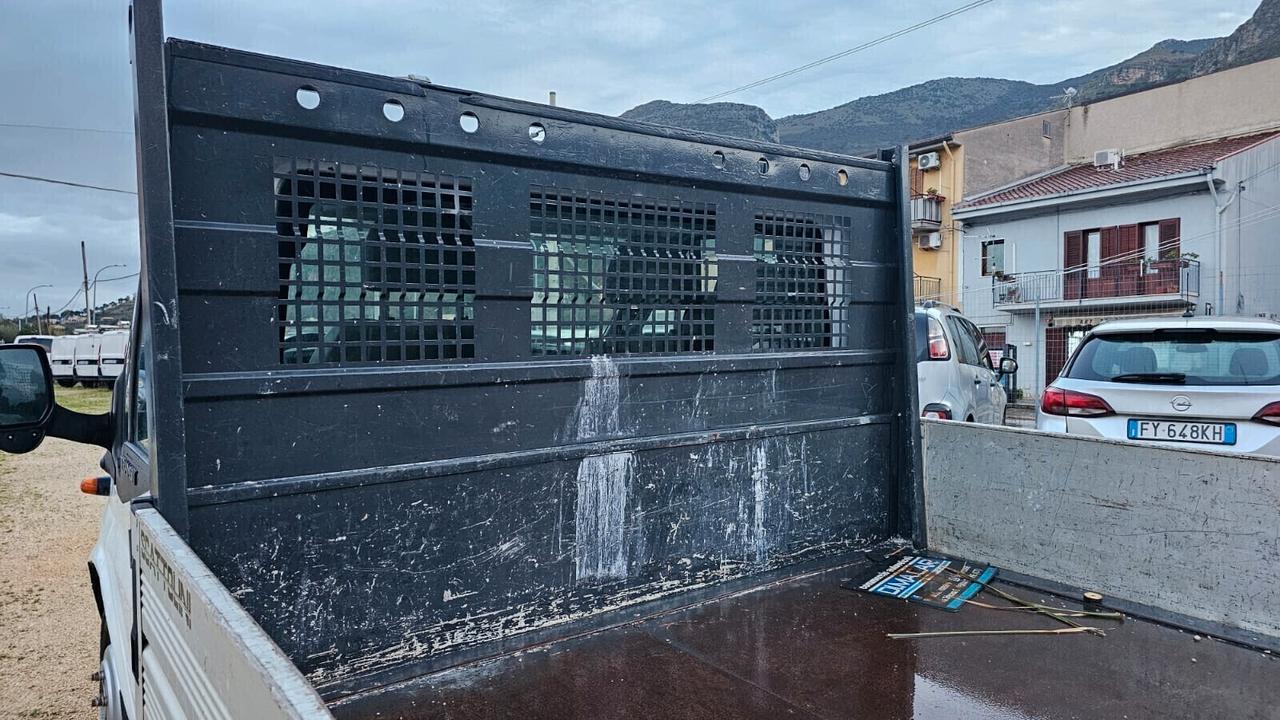 FORD TRANSIT 2.4 CC TDCI 140 CV CASSONE FISSO 3 POSTI GEMELLATO 2010 EU4 € 6.500,00