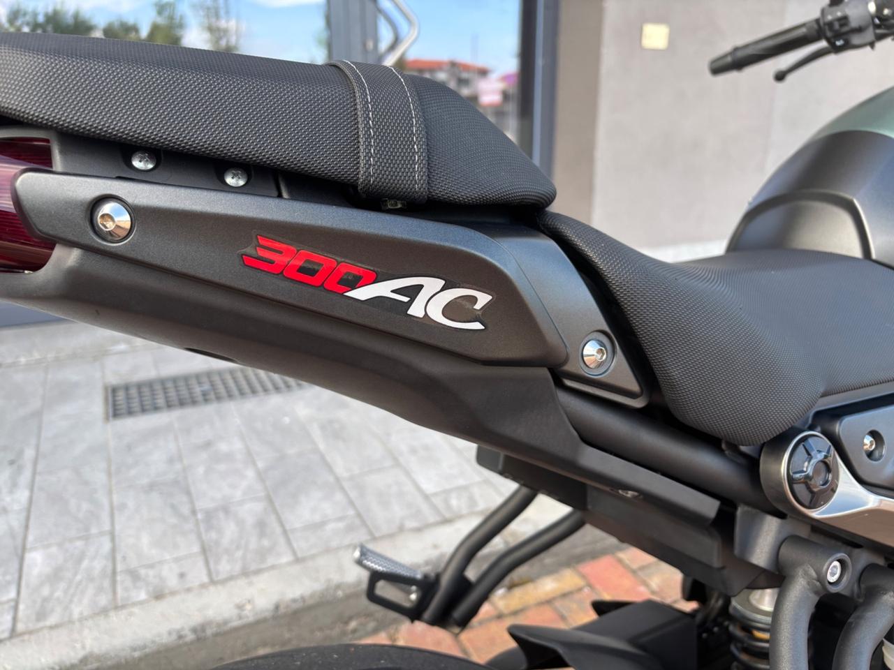 Voge Sfida SR3 300 ac