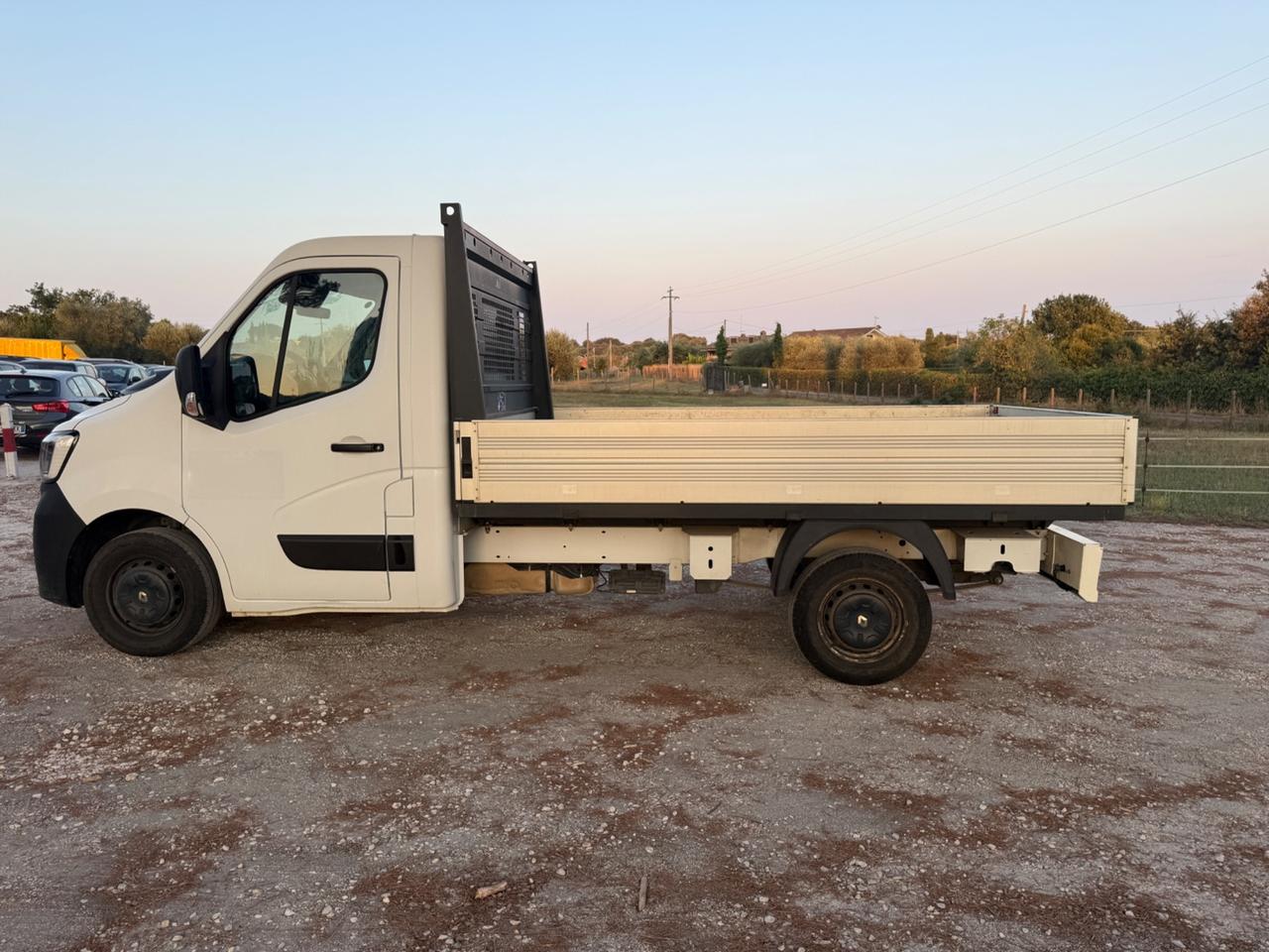 Renault Master Cabinato