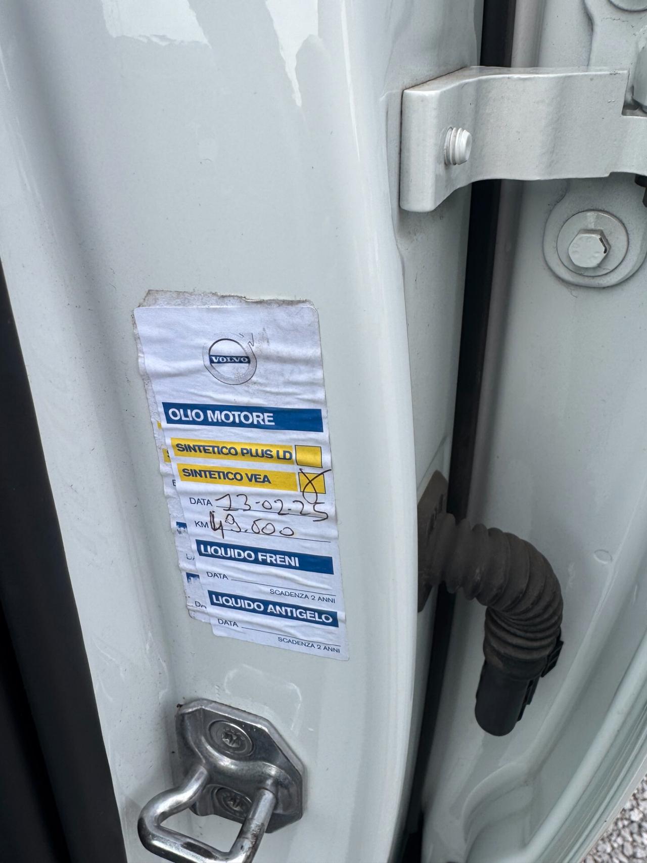 Volvo XC40 T2 Geartronic Momentum Pro