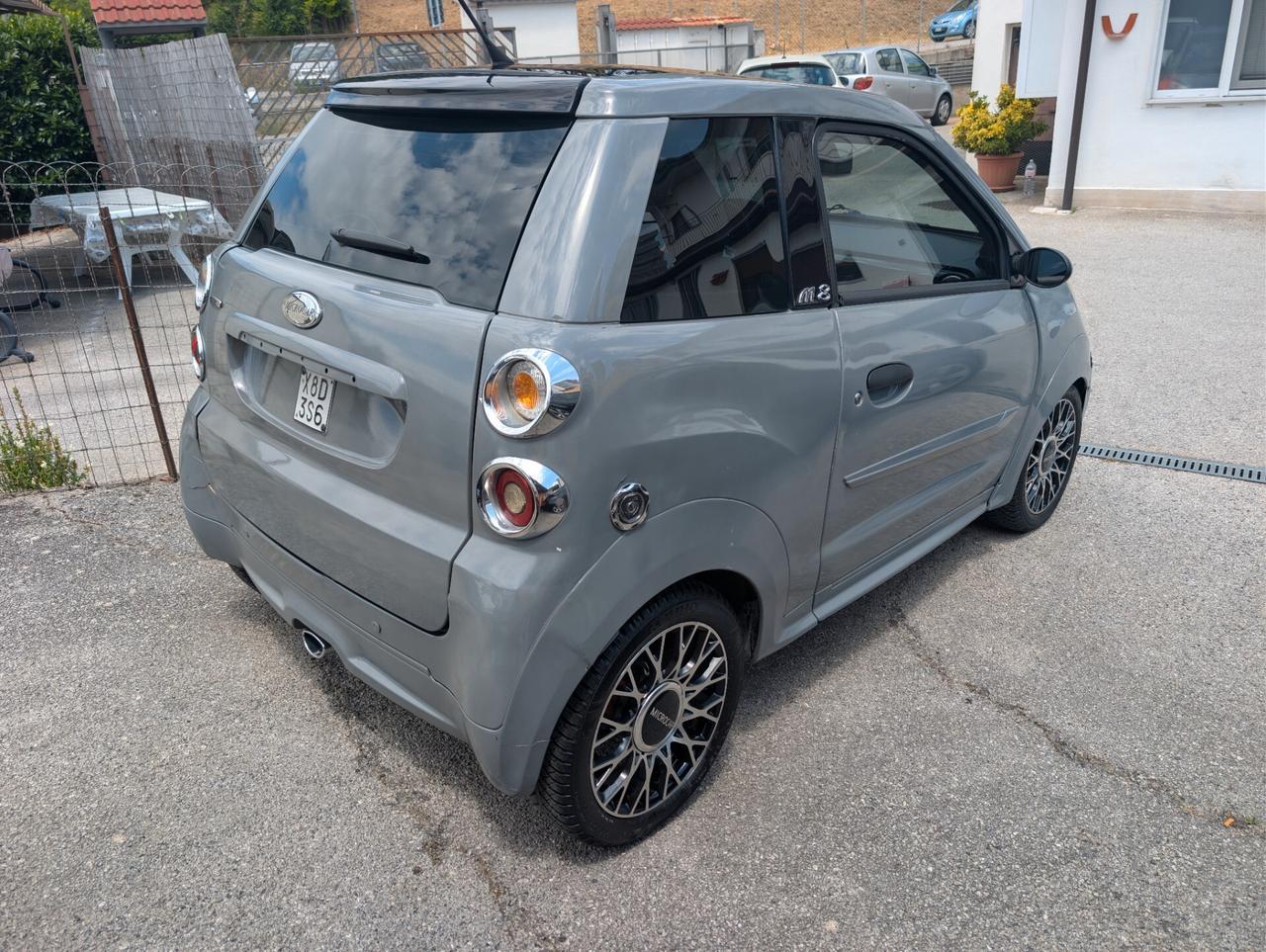 Microcar M8