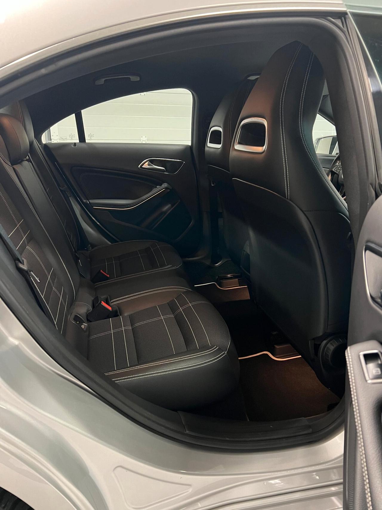 Mercedes-benz CLA 180 S.W. Premium