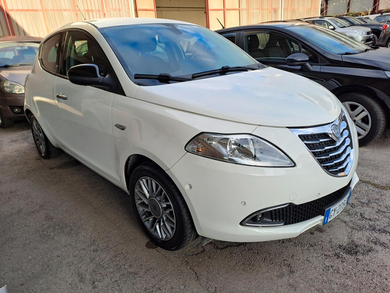 Lancia Ypsilon 1.3 MJT 16V 95 CV 5 porte S&S Gold