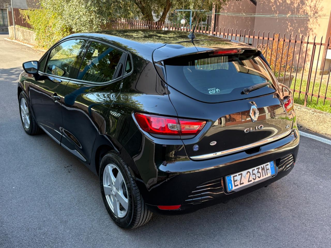 Renault Clio 1.5 dCi 8V 90CV Start&Stop 83gr 5 porte EcoBusiness