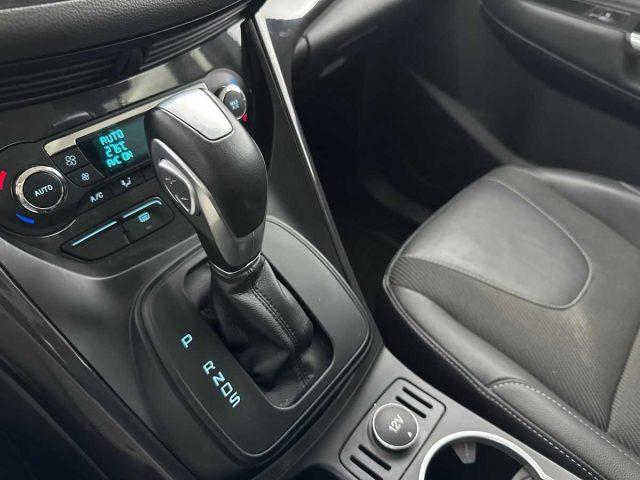 FORD Kuga 2.0 TDCI 150 CV S&S 4WD Powershift Titanium