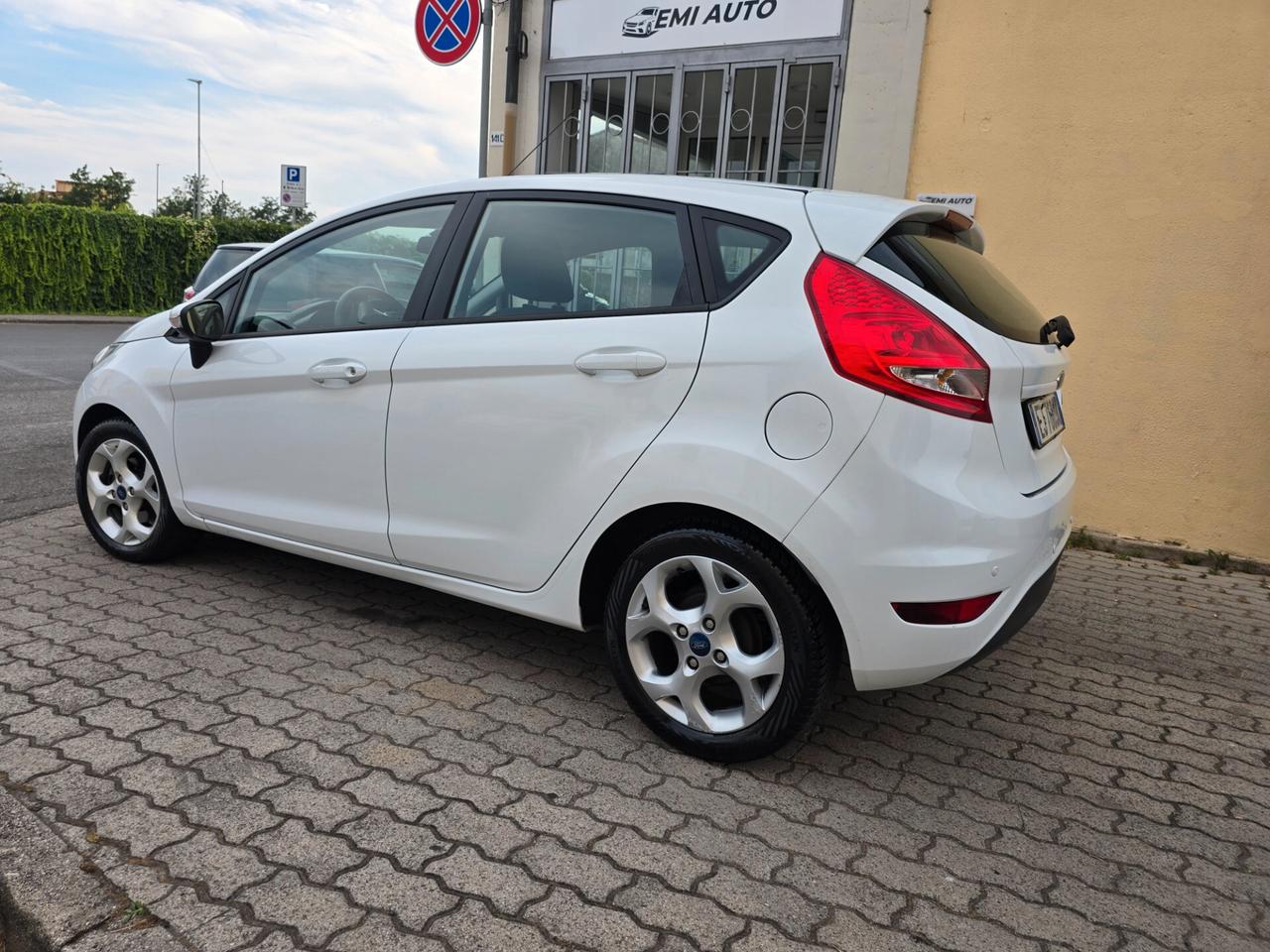 Ford Fiesta 1.4 96CV aut. 5 porte Titanium