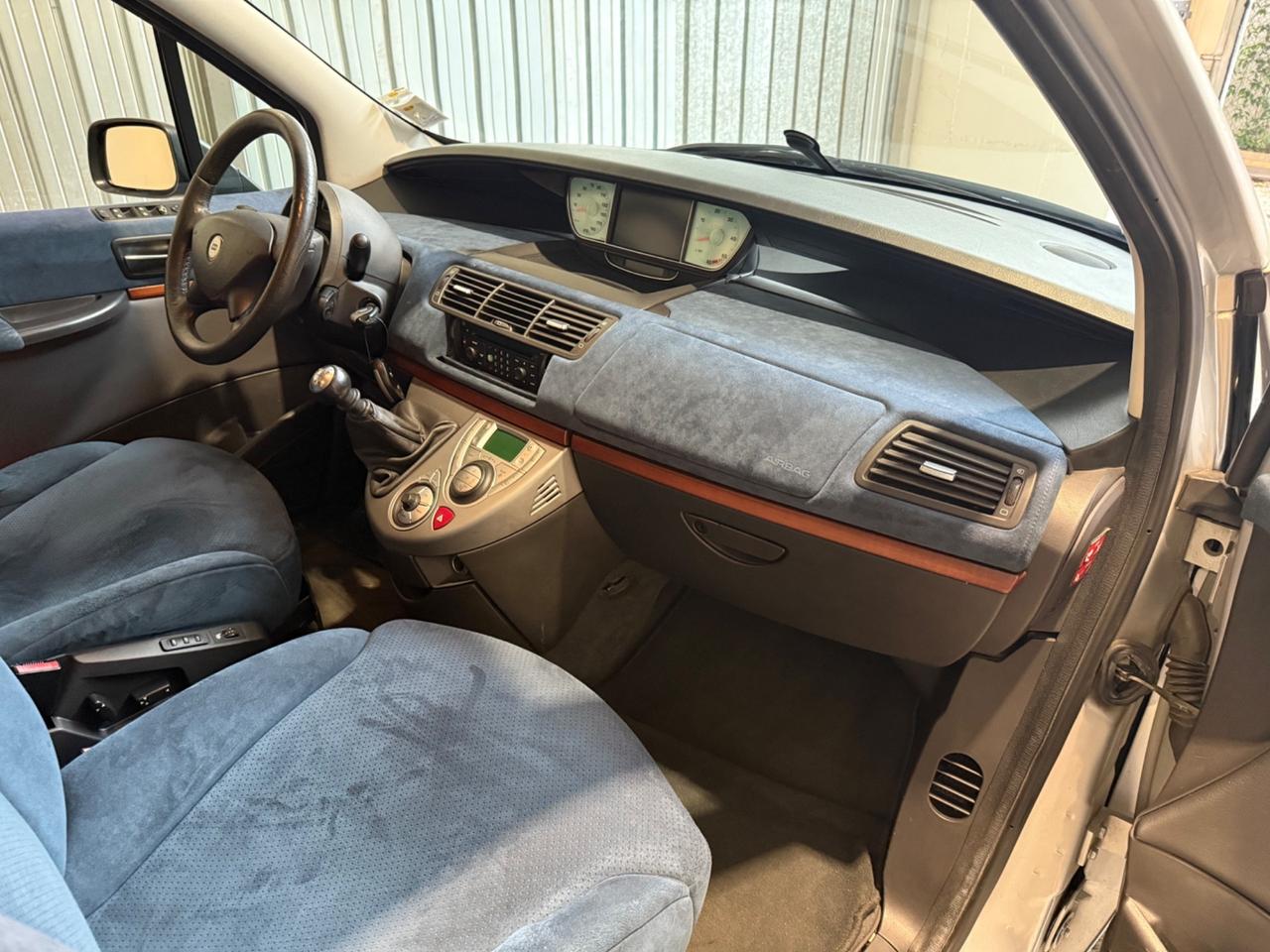 Lancia Phedra Emblema plus FAP 7 posti