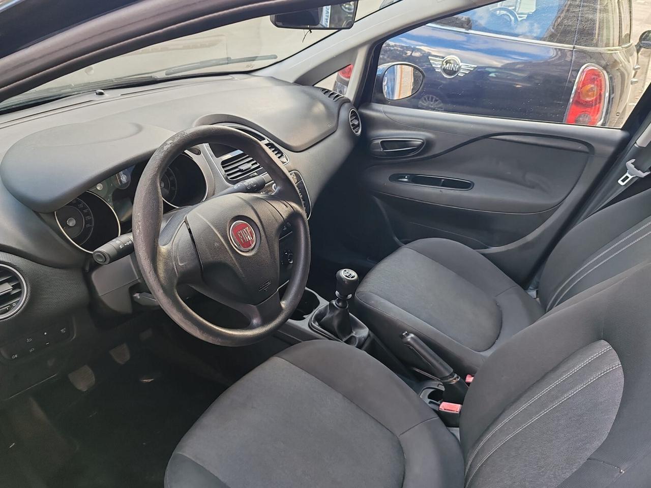 FIAT PUNTO 1.4 5 PORTE NATURAL POWER 2015