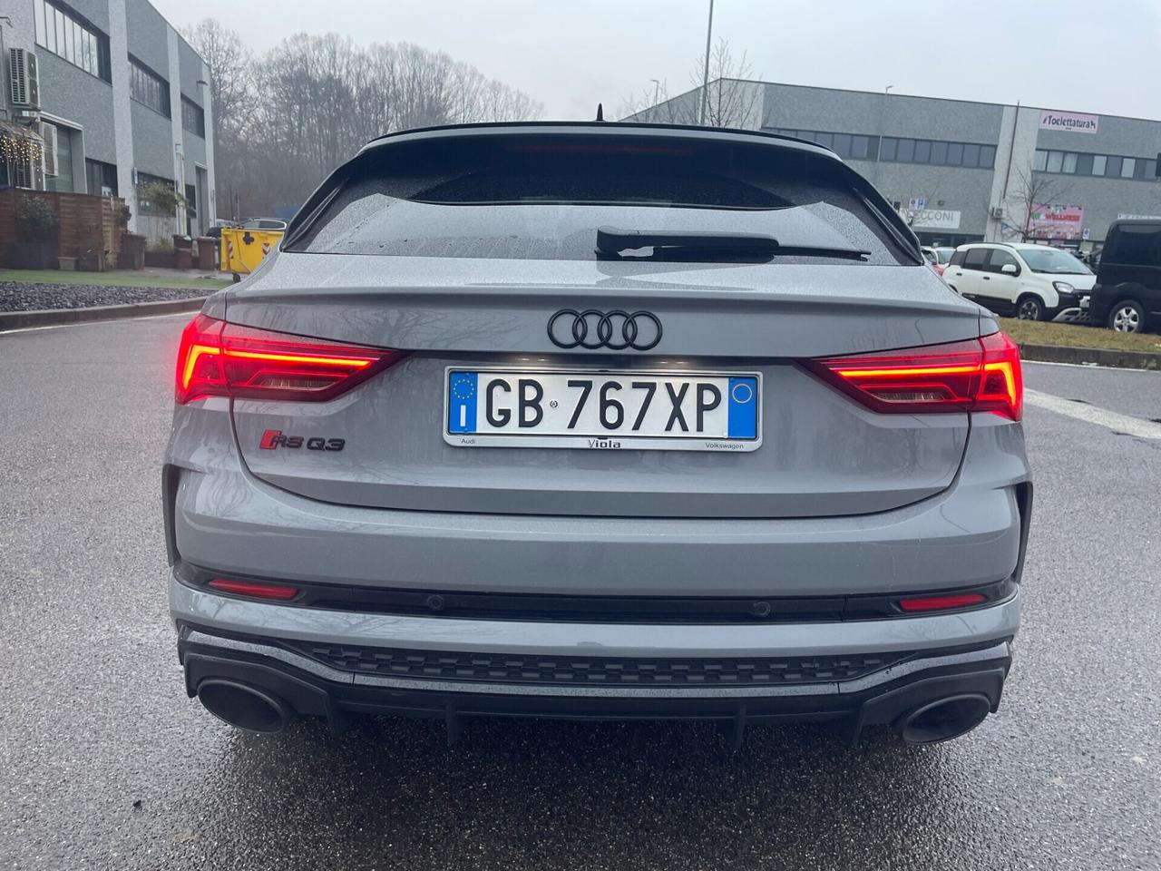 Audi RSQ3 SPB quattro*Automatik*Navi*Pelle