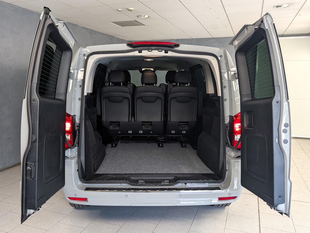 Mercedes-Benz vito iii vito furgone 114 cdi compact select 9g-tronic 114 cdi compact 9G-tronic Mixto Select 5 Posti