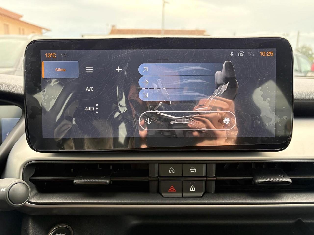 Jeep Avenger 1.2 Turbo 100 CV MHEV Summit