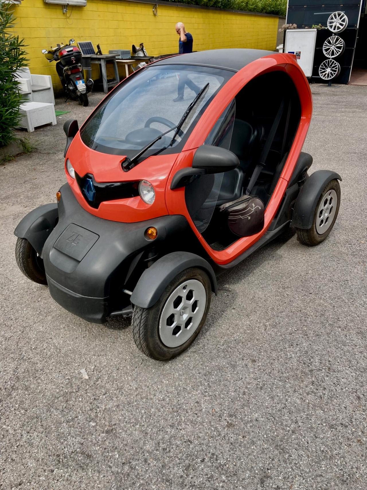 Renault Twizy 45