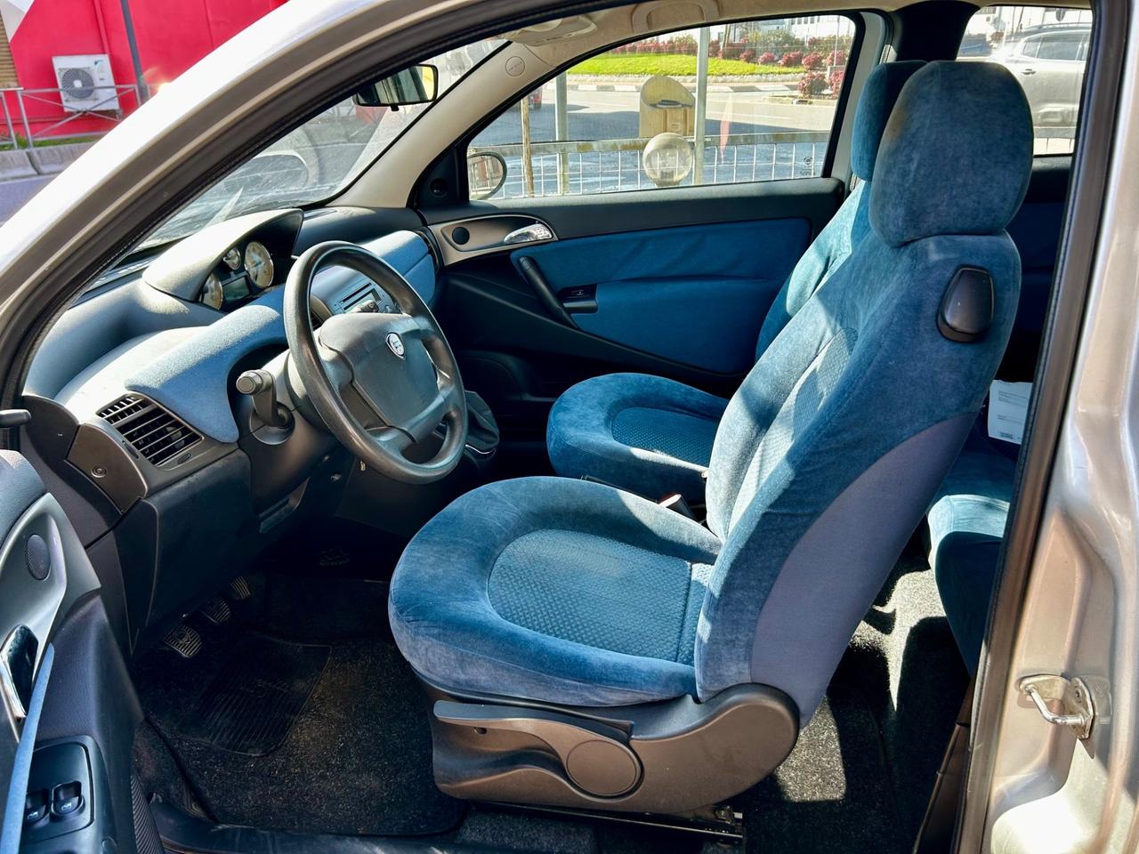 Lancia Ypsilon 1.2 Benzina