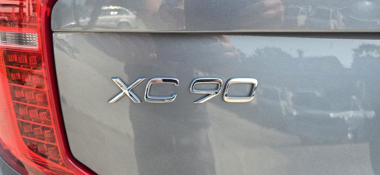 Volvo XC 90 XC90 B5 (d) AWD Geartronic Inscription