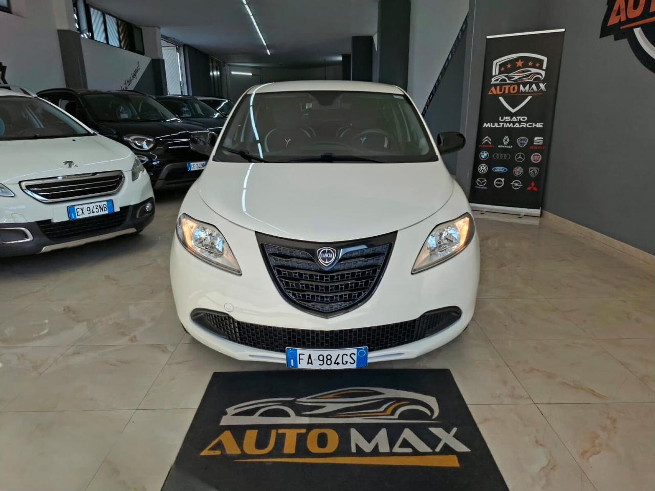Lancia Ypsilon 1.2 69cv Elefantino 2015