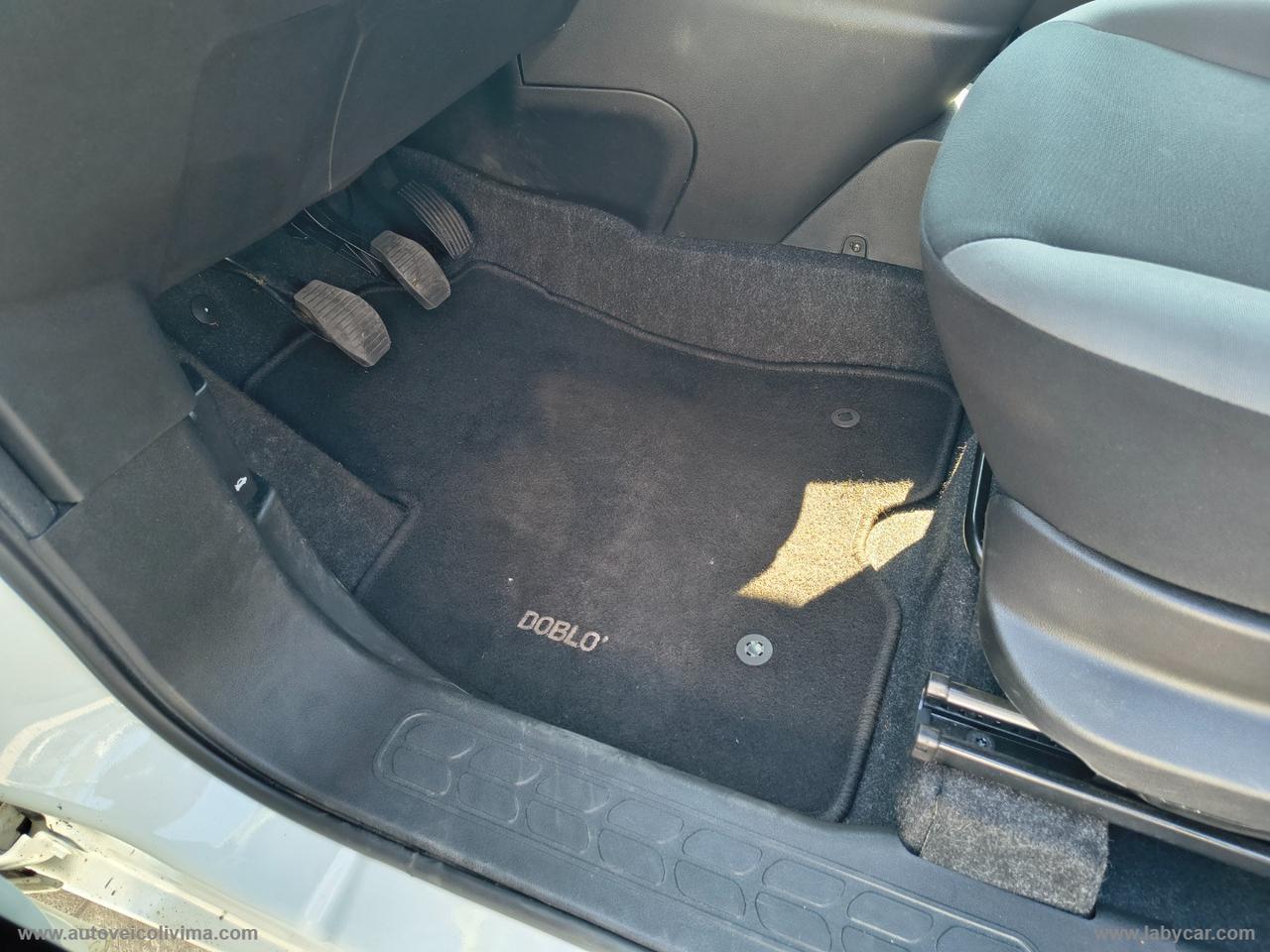 Doblò 1.6 MJT 120CV PC Combi N1 SX
