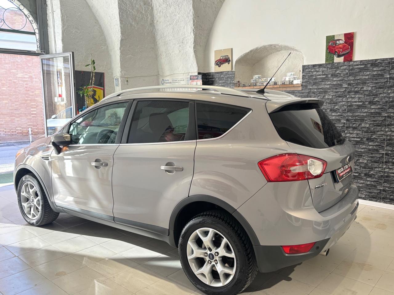 Ford Kuga 2.0 TDCI 163 CV 4WD Titanium