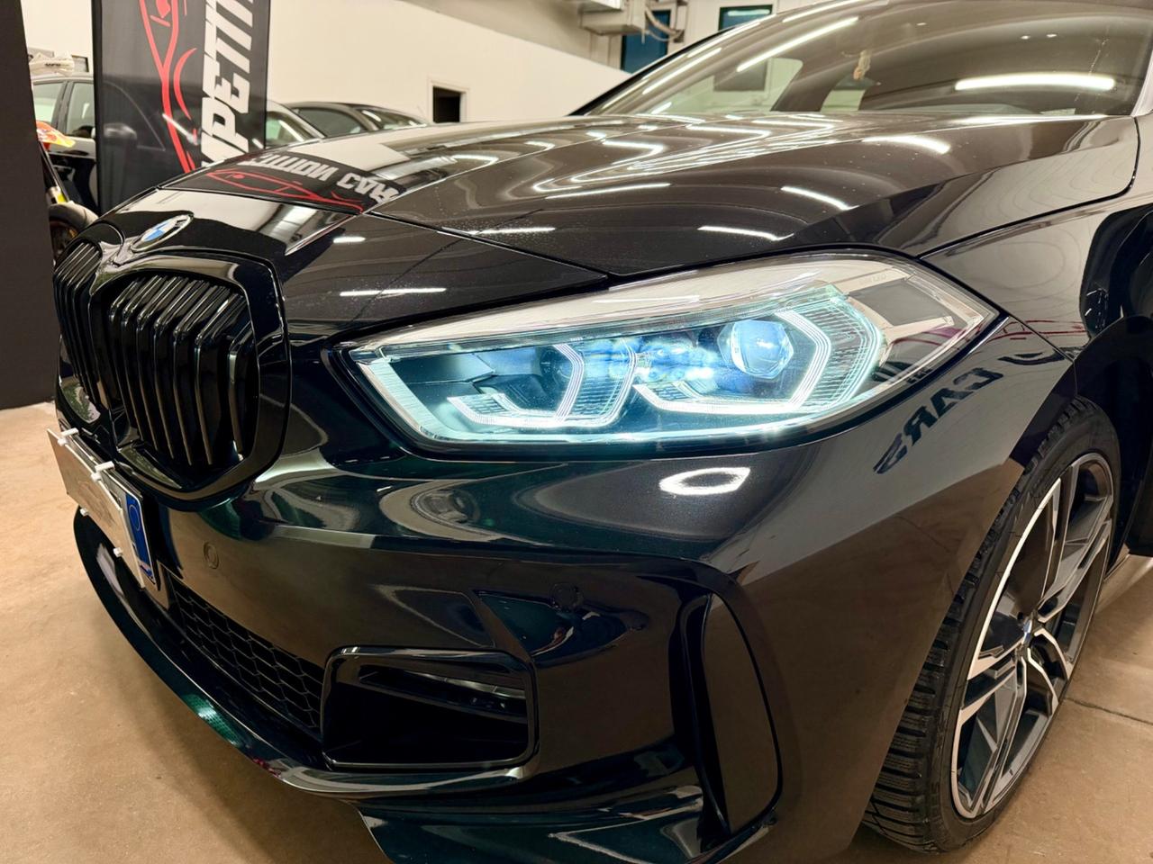 Bmw 118 118i 5p. Msport