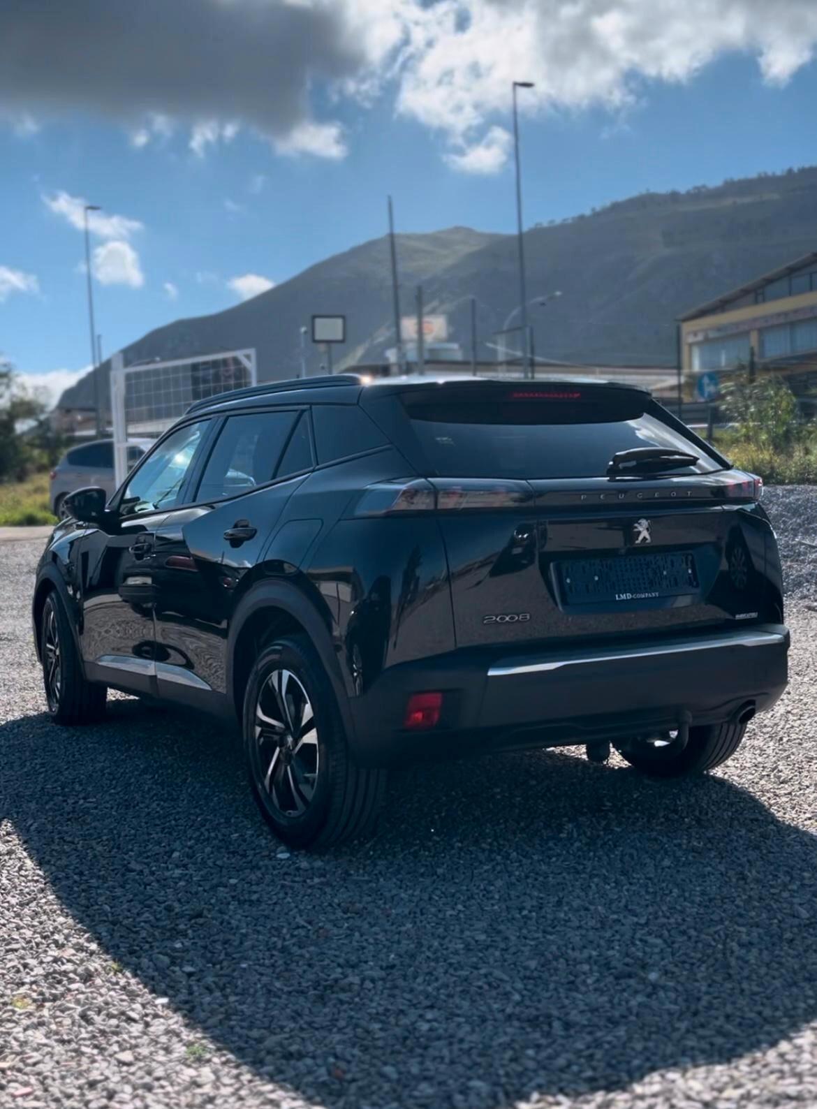 Peugeot 2008 BlueHDi