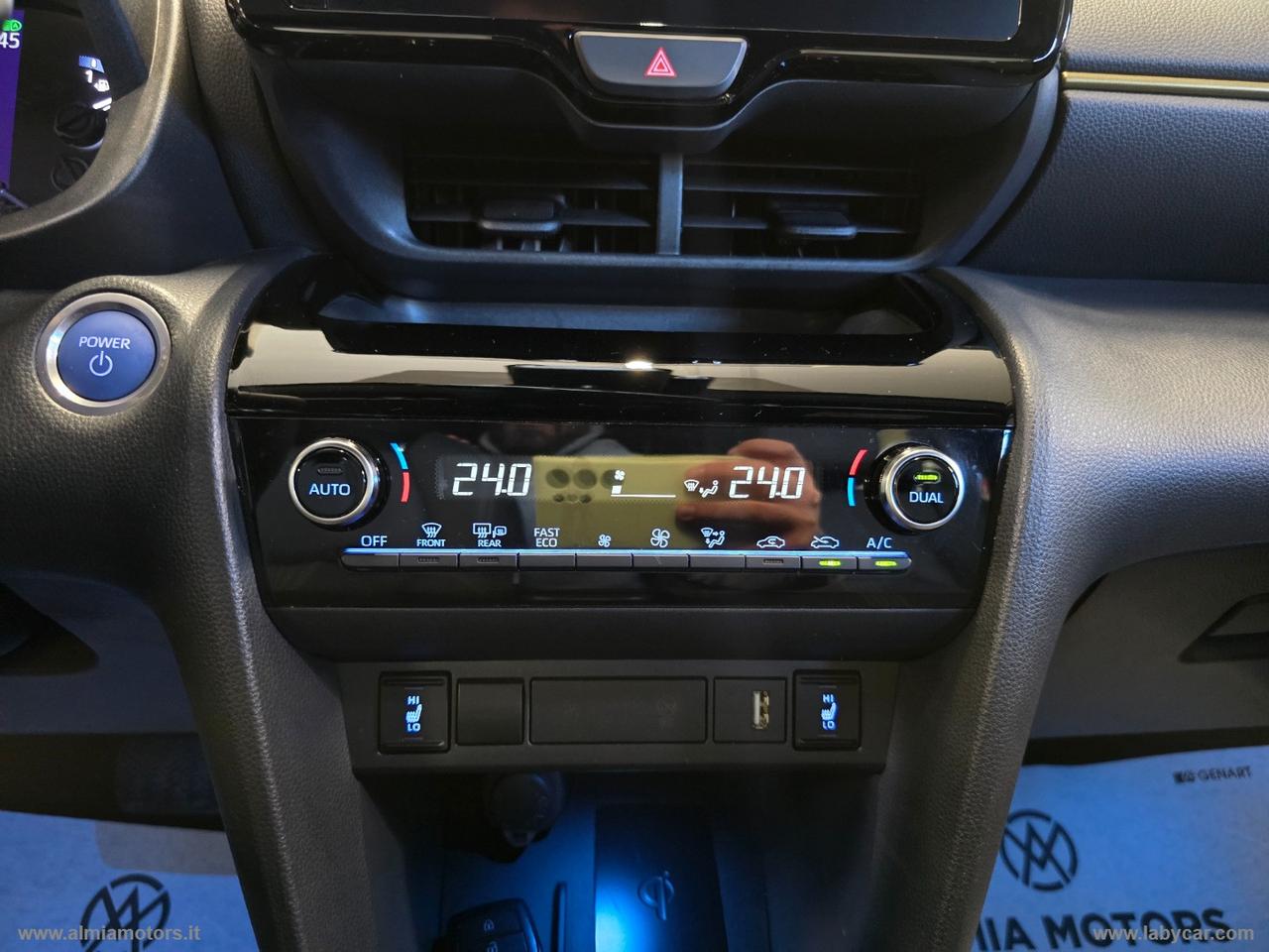 TOYOTA Yaris Cross 1.5 Hybrid 5p. E-CVT Advent.