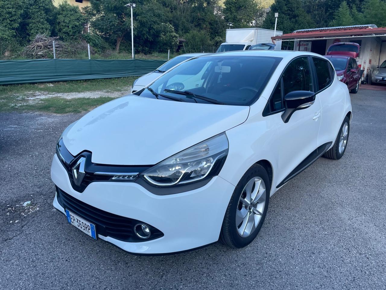 Renault Clio 1.2 16V 5 porte Dynamique