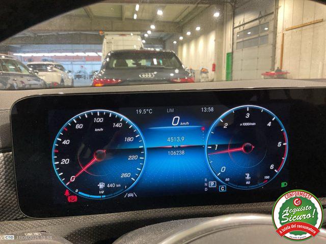 MERCEDES-BENZ CLA 180 d Aut. Shooting Brake *LED*TETTO*PELLE