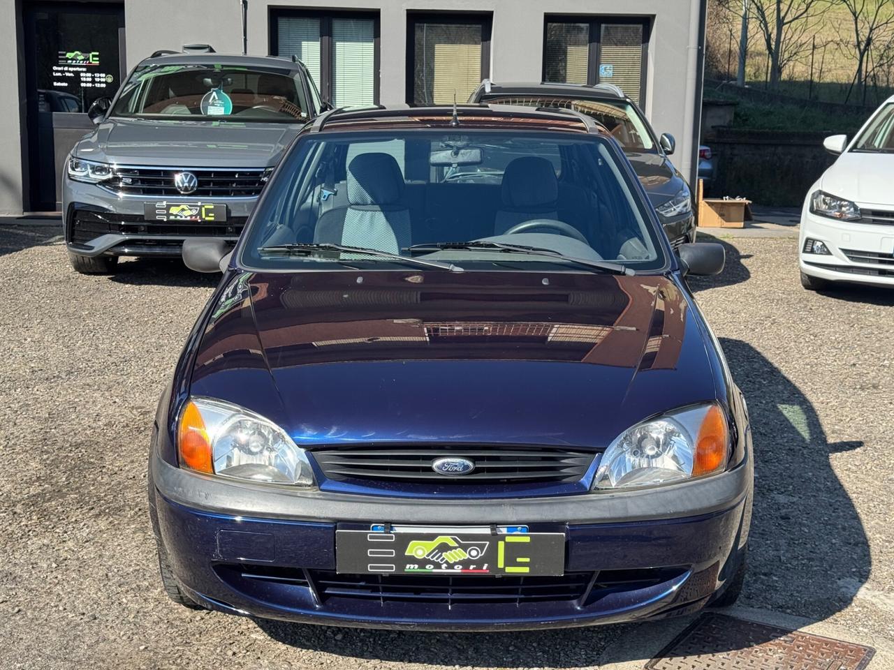 Ford Fiesta 1.2i 16V cat 3 porte Ghia