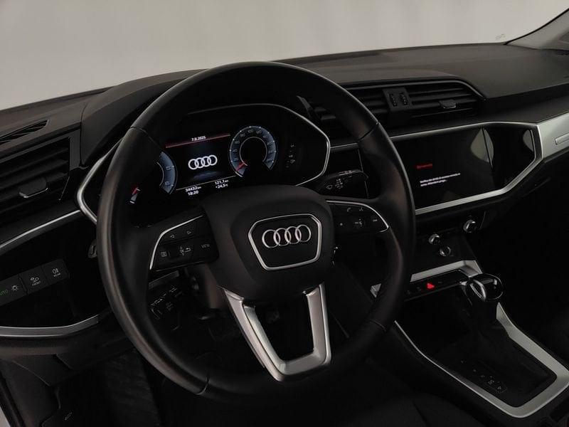 Audi Q3 Q3 35 TDI S tronic Business Advanced