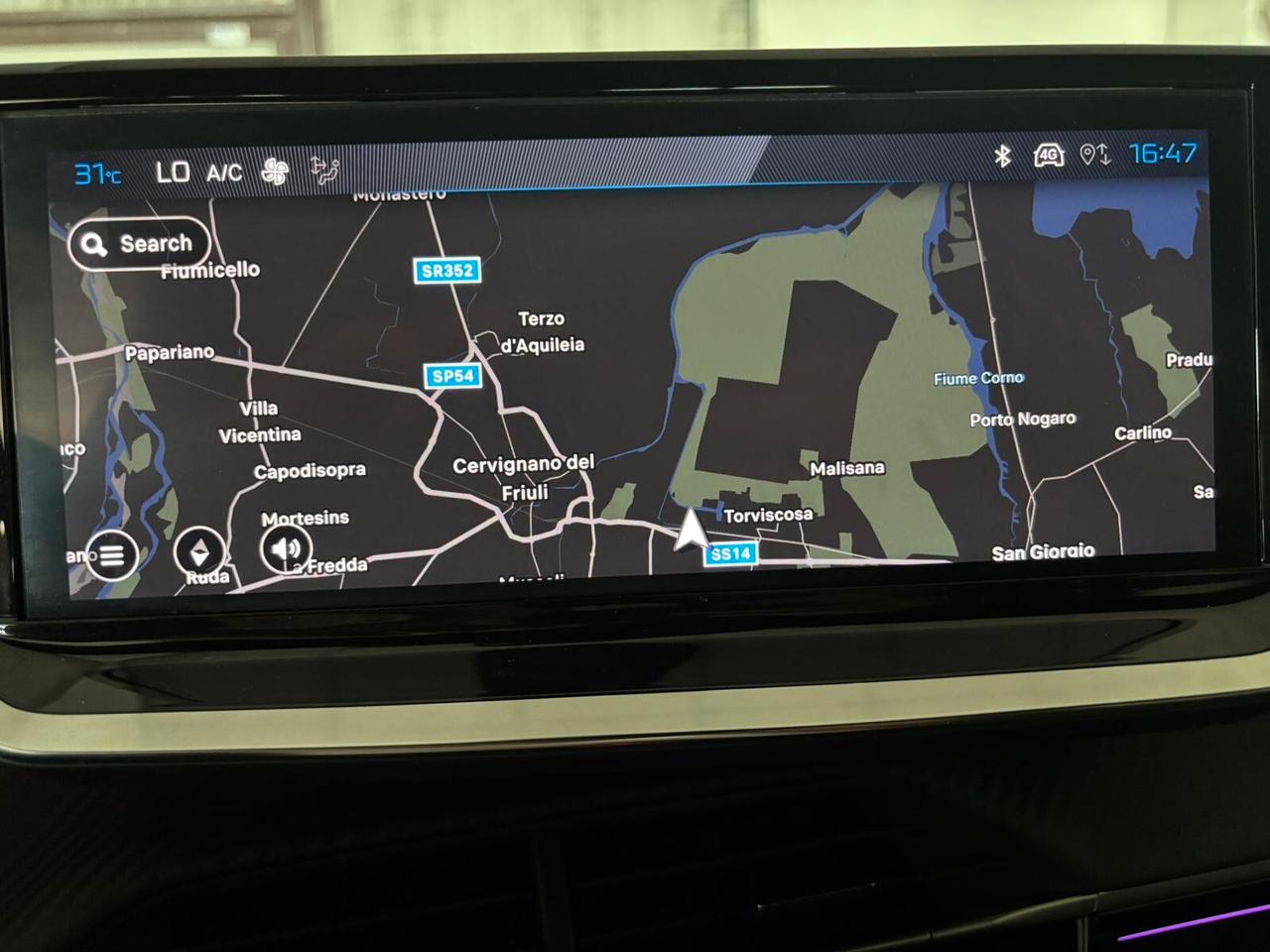 Peugeot 208 GT Hybrid 136 e-DCS6 SPOTICAR