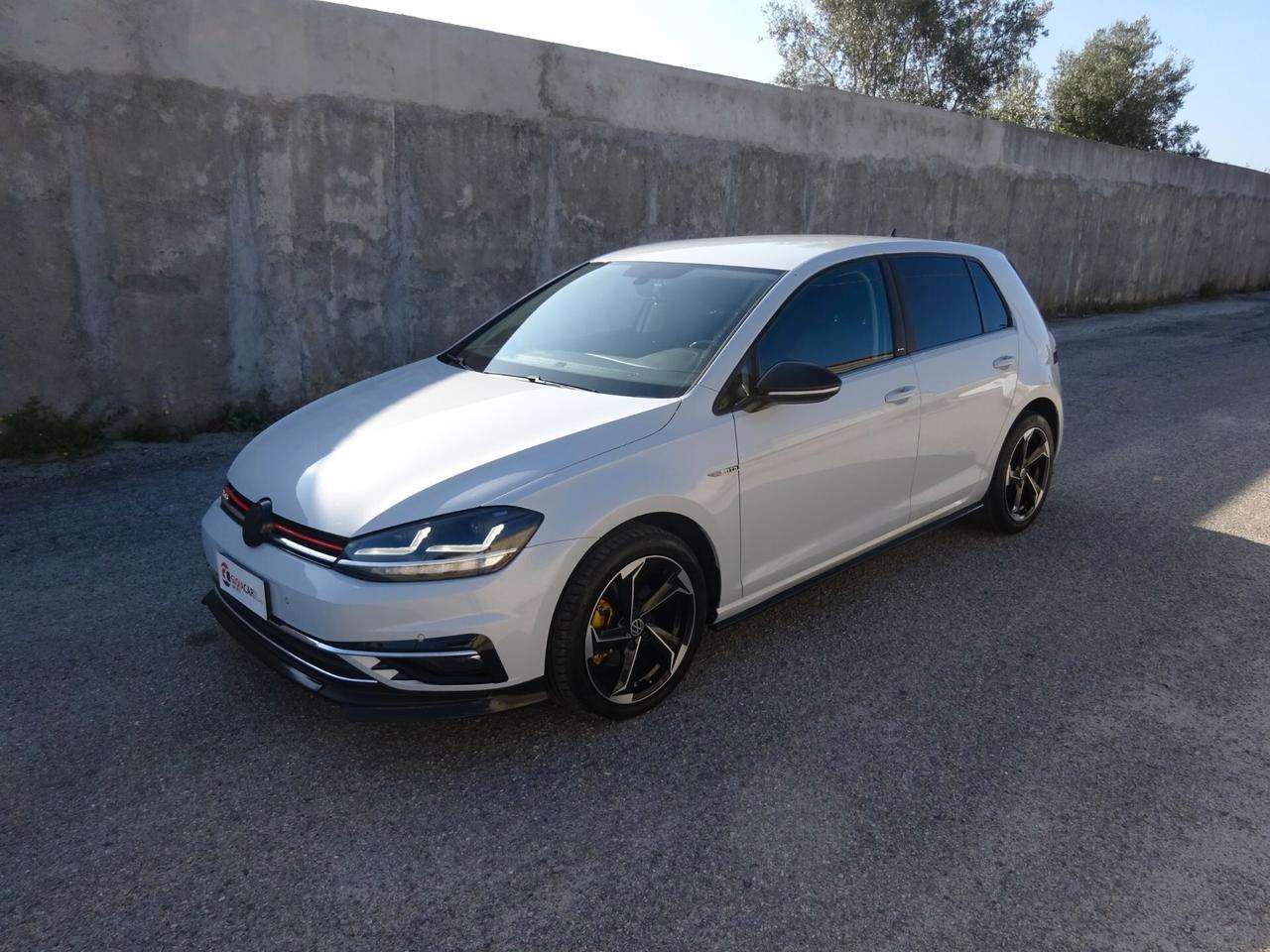 Volkswagen Golf 1.6 TDI 115 CV 5p. Sport ALLESTIMENTO GTD