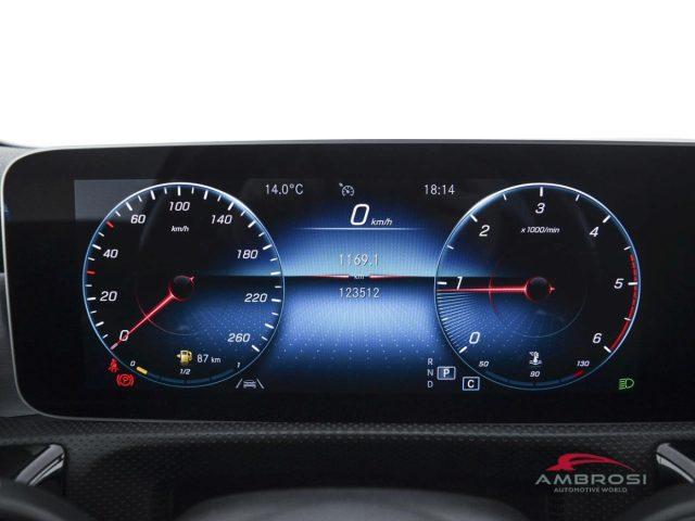 MERCEDES-BENZ CLA sse A 180 d Automatic Premium