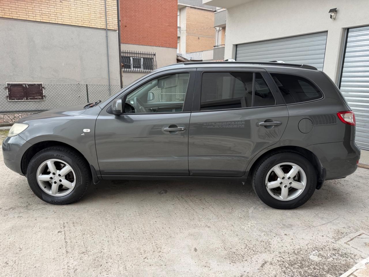 Hyundai Santa Fe 2.2 CRDi VGT Dynamic 5 p.ti