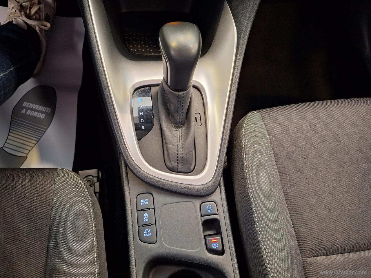 TOYOTA Yaris 1.5 Hybrid 5p. Business