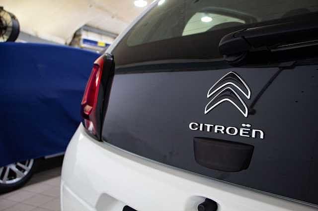 Citroen C1 VTi 72 S&S 5 porte Shine