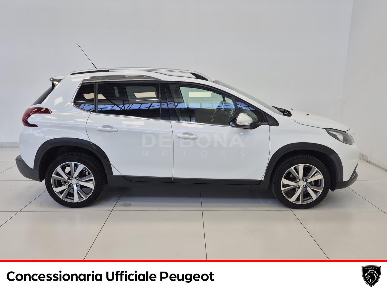 Peugeot 2008 1.6 bluehdi black matt 100cv my17