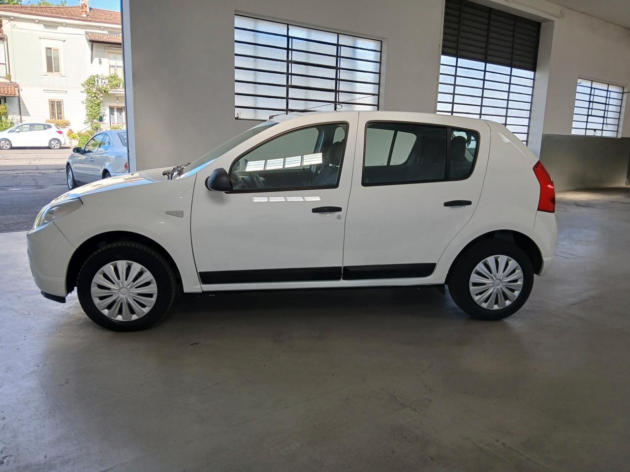 Dacia Sandero 1.4 8V GPL Ambiance