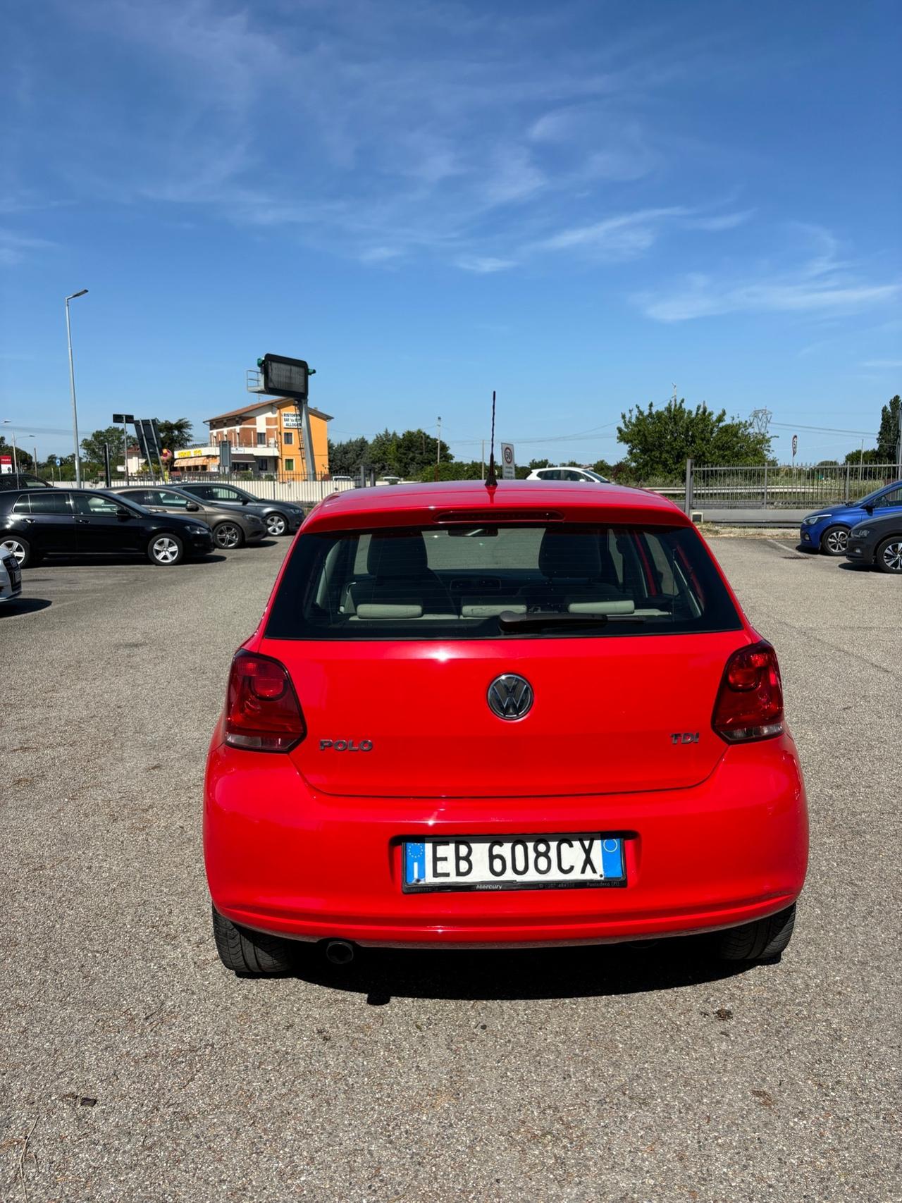 Volkswagen Polo 1.6 TDI 90CV DSG Highline - 2010