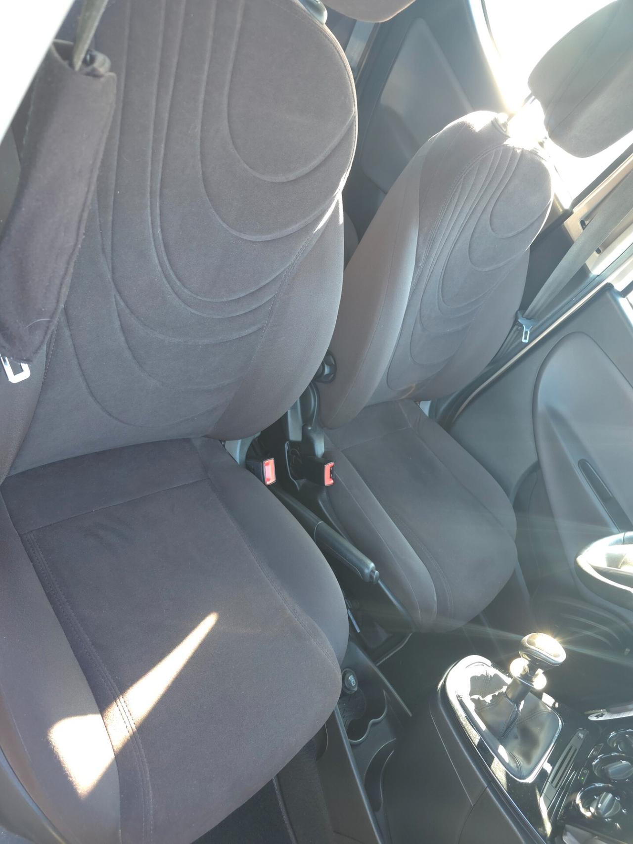 Lancia Ypsilon 1.2 69 CV 5 porte S&S Platinum