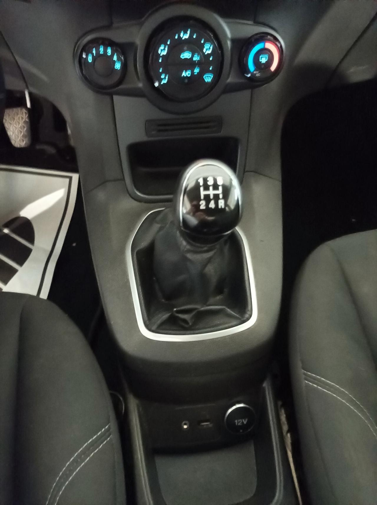 Ford Fiesta 1.5 TDCi -2013-5 porte SOLO 89.000KM-
