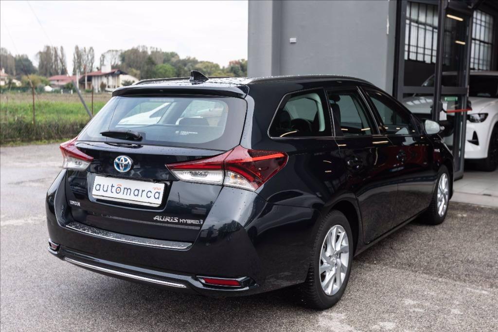 TOYOTA Auris Touring Sports 1.8h Cool cvt del 2015