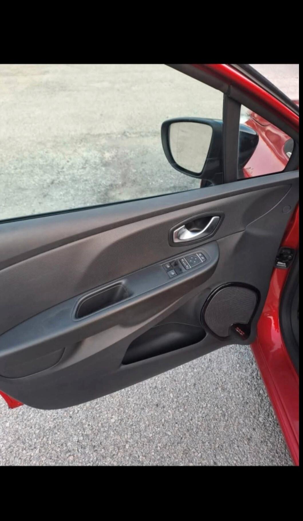 Renault Clio dCi 8V 75 CV 5 porte Duel