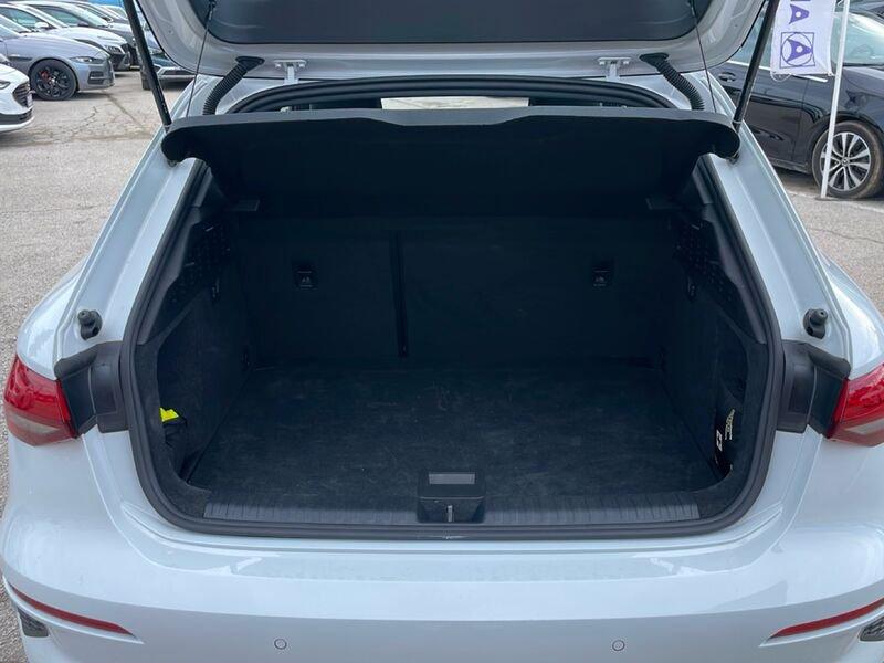 Audi A3 A3 Sportback 30 TDI S-tronic Business