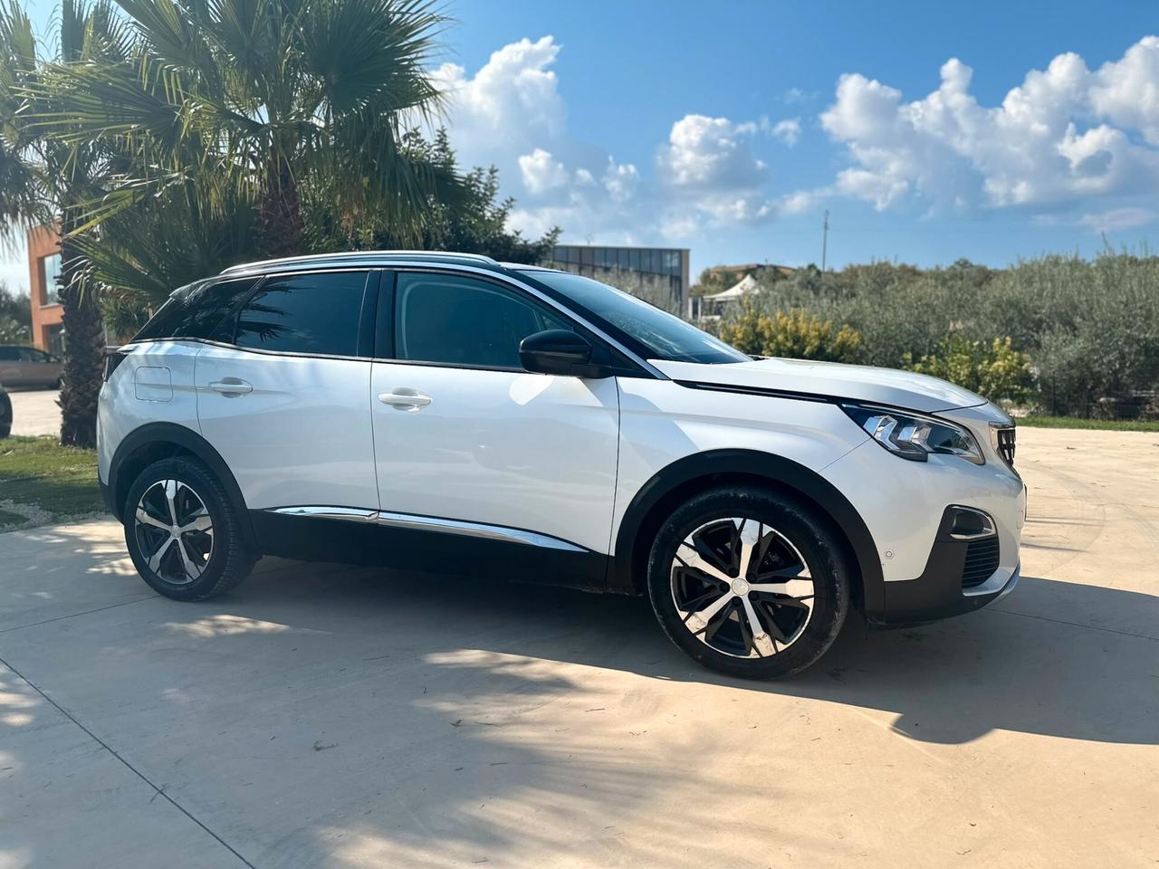 Peugeot 3008 1.5 BlueHDi 130 CV S&S Allure