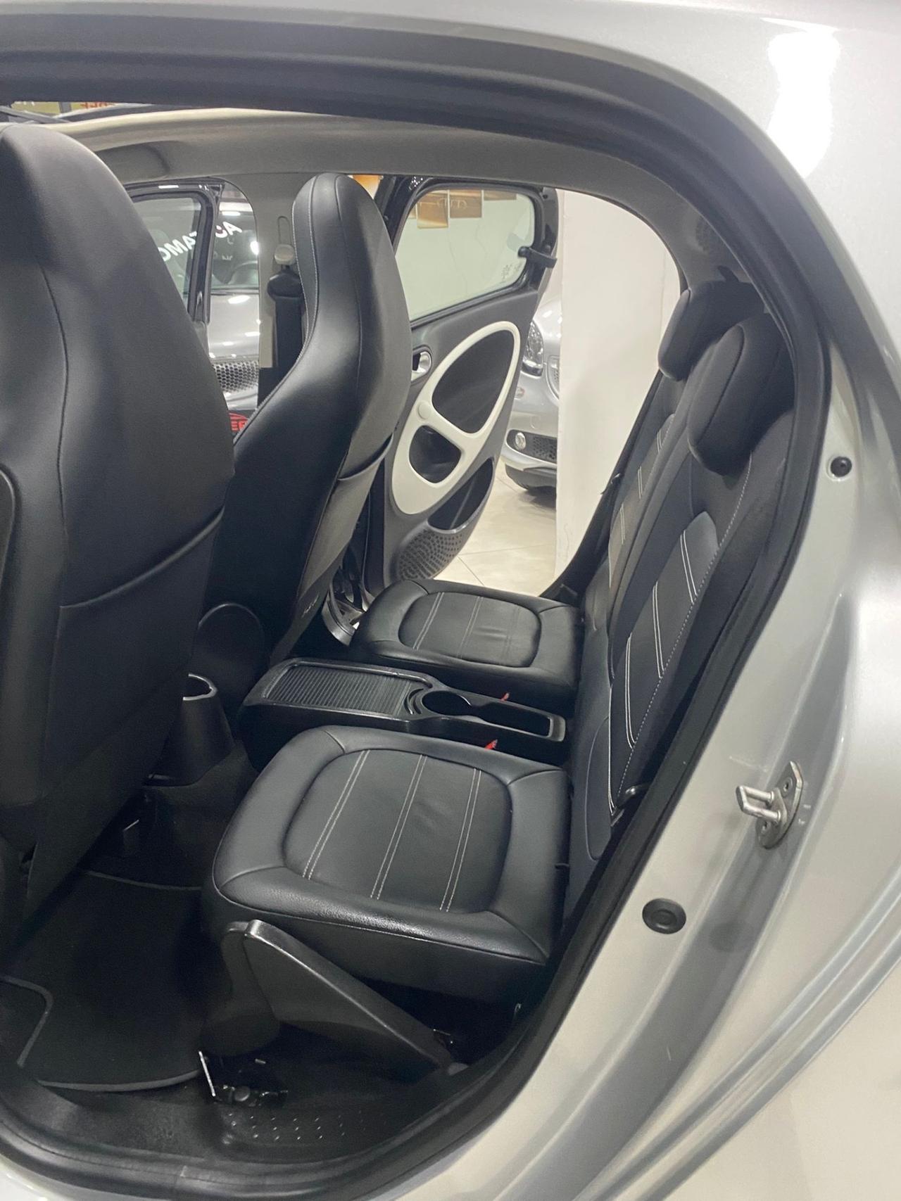 Smart ForFour 70 1.0 Prime