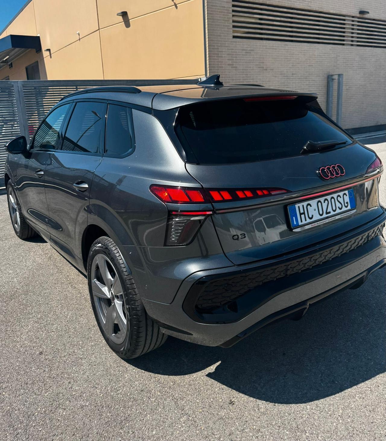 Audi Q3 35 TDI S tronic line edition