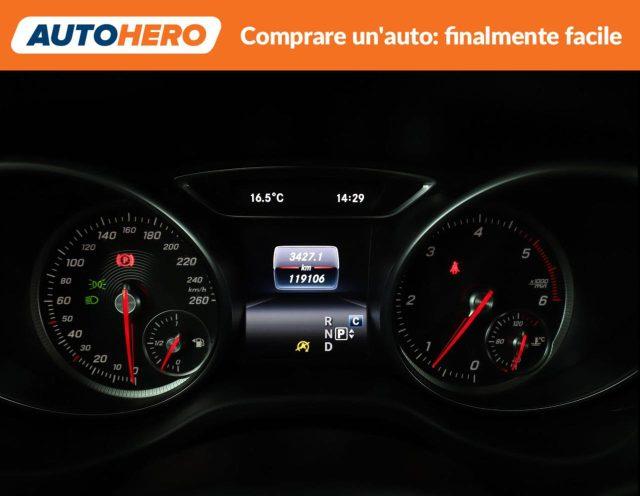 MERCEDES-BENZ GLA 200 d Automatic Sport