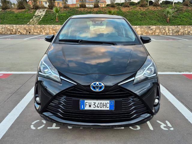 TOYOTA Yaris 1.5 Hybrid 5 porte Business