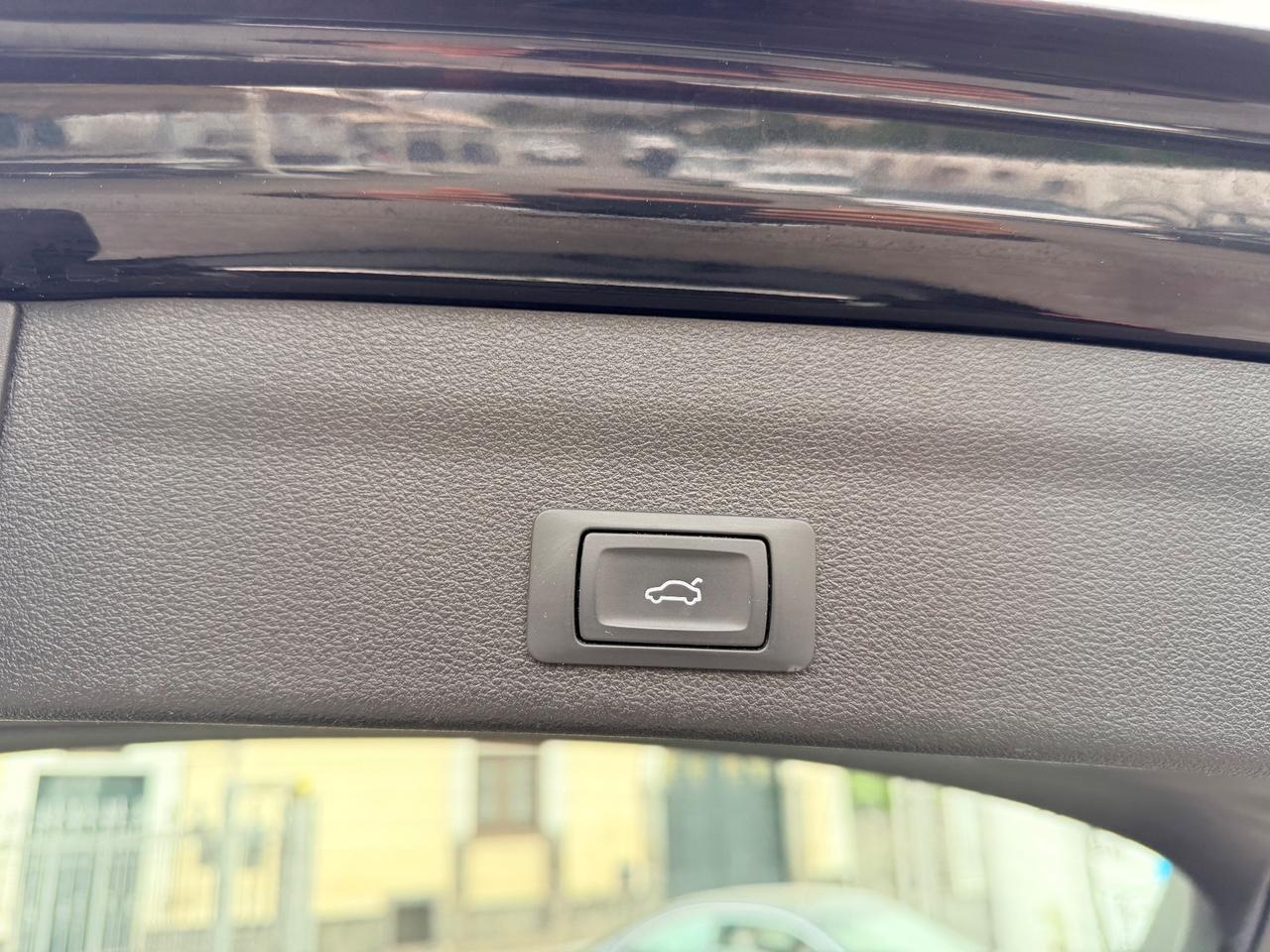 Audi A6 Avant 40 2.0 TDI quattro S-Tronic